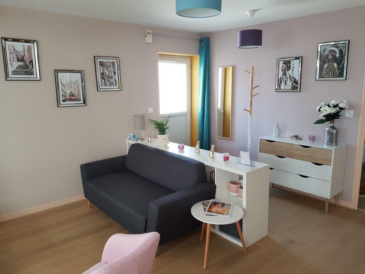 Apartmán 221B Chic Et Colore !!! Châteauroux Exteriér fotografie